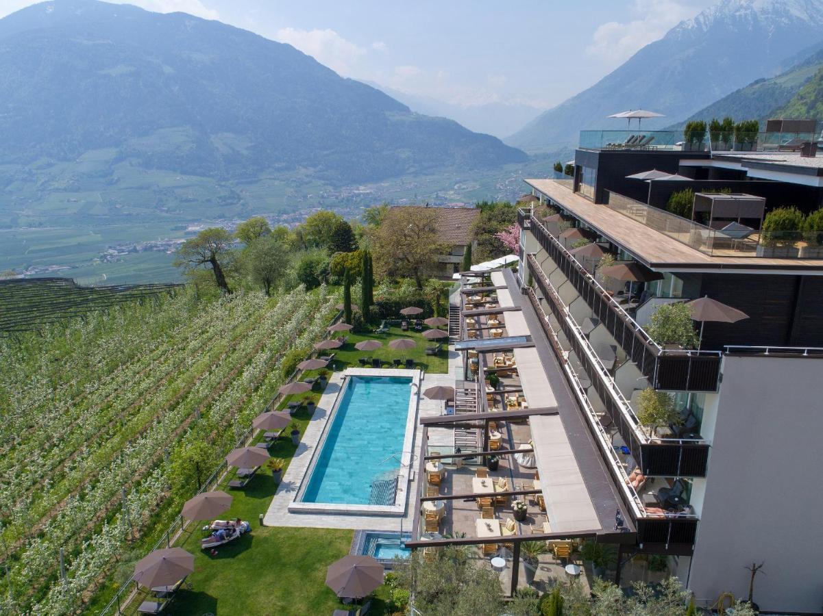 Hotel Patrizia Tirolo Exterior photo